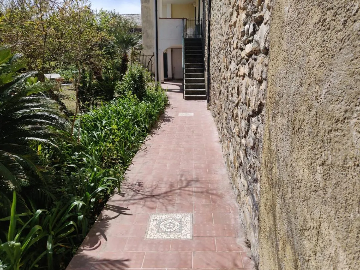 Appartamento Il Poggio di Poiolo San Bartolomeo Al Mare 0*,
