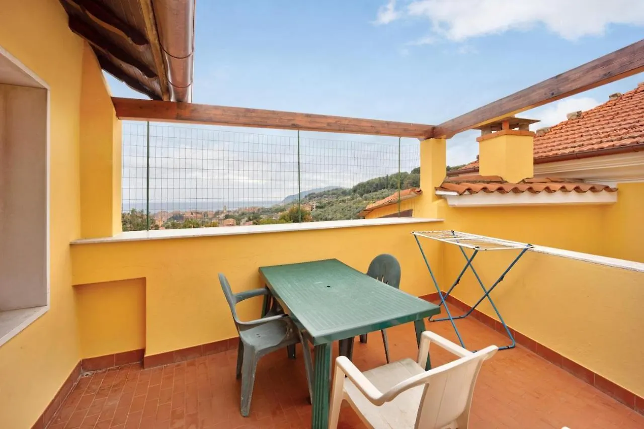 Appartamento Il Poggio di Poiolo San Bartolomeo Al Mare 0*,  Italia