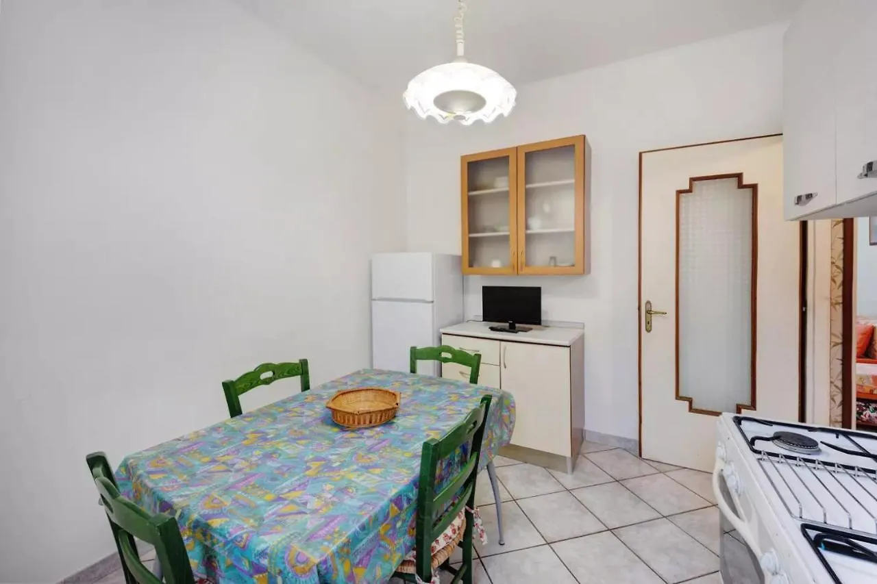 Appartamento Il Poggio di Poiolo San Bartolomeo Al Mare 0*,  Italia